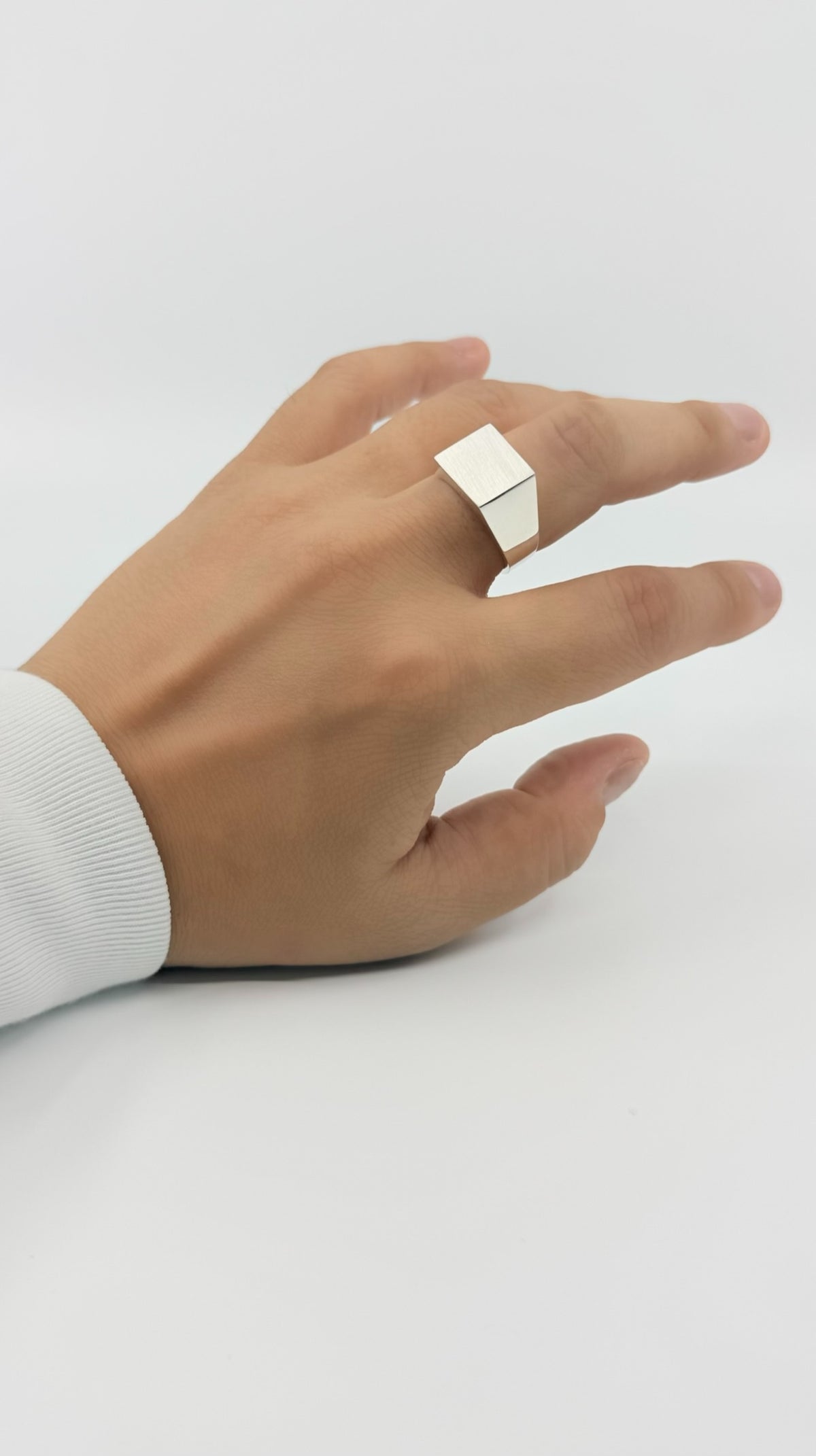 SILVER Intent Loss Signet Ring - JP Size #21-25