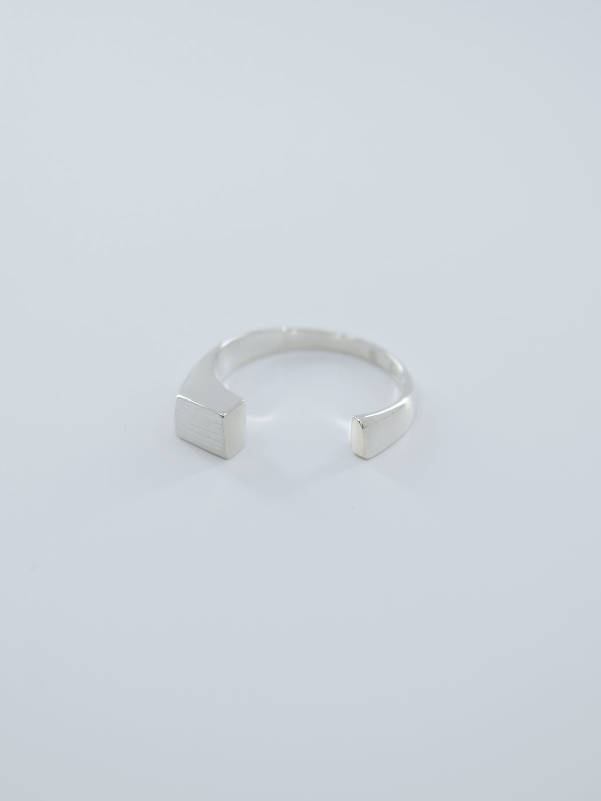 Intent Loss Signet Ring 25/100 (silver) #5–#8(US)