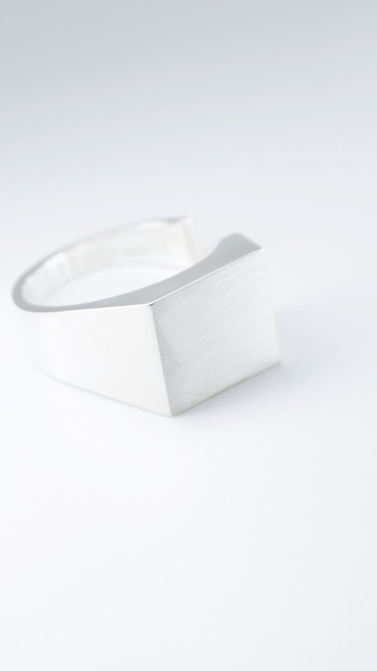 SILVER Intent Loss Signet Ring - JP Size #21-25