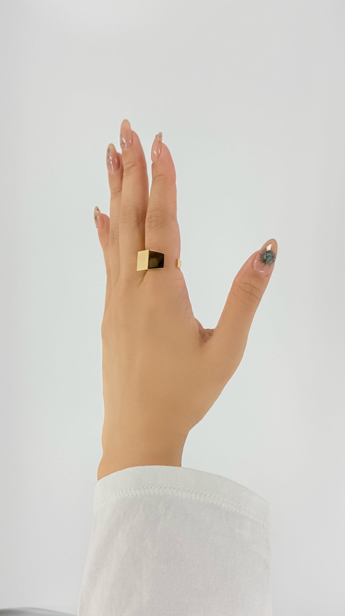 18K Gold Intent Loss Signet Ring - JP Size #9-15