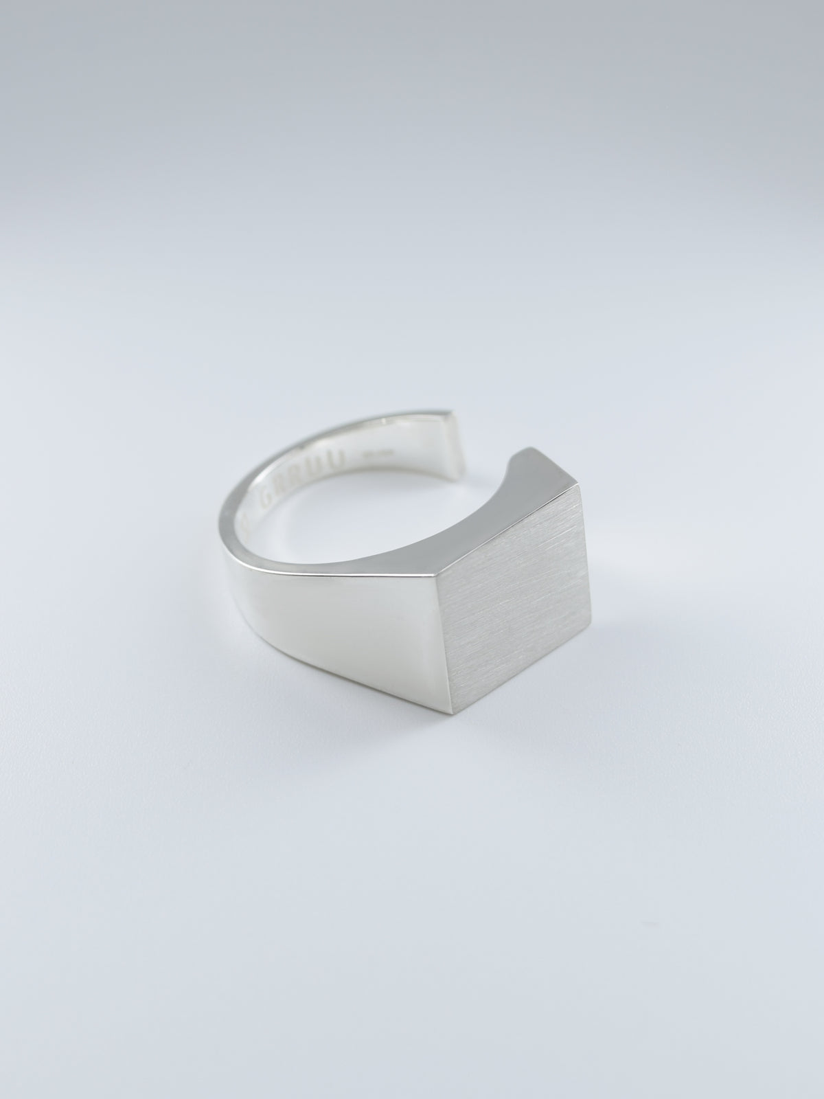 SILVER Intent Loss Signet Ring - JP Size #21-25