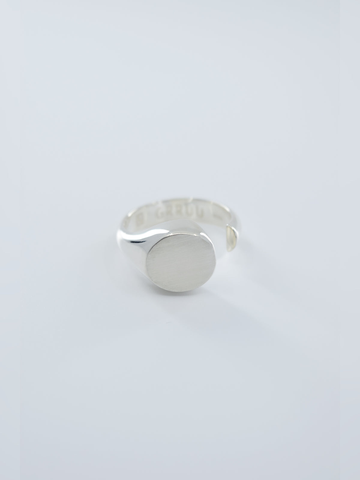 SILVER Intent Loss Circle Signet Ring - JP Size #9-15