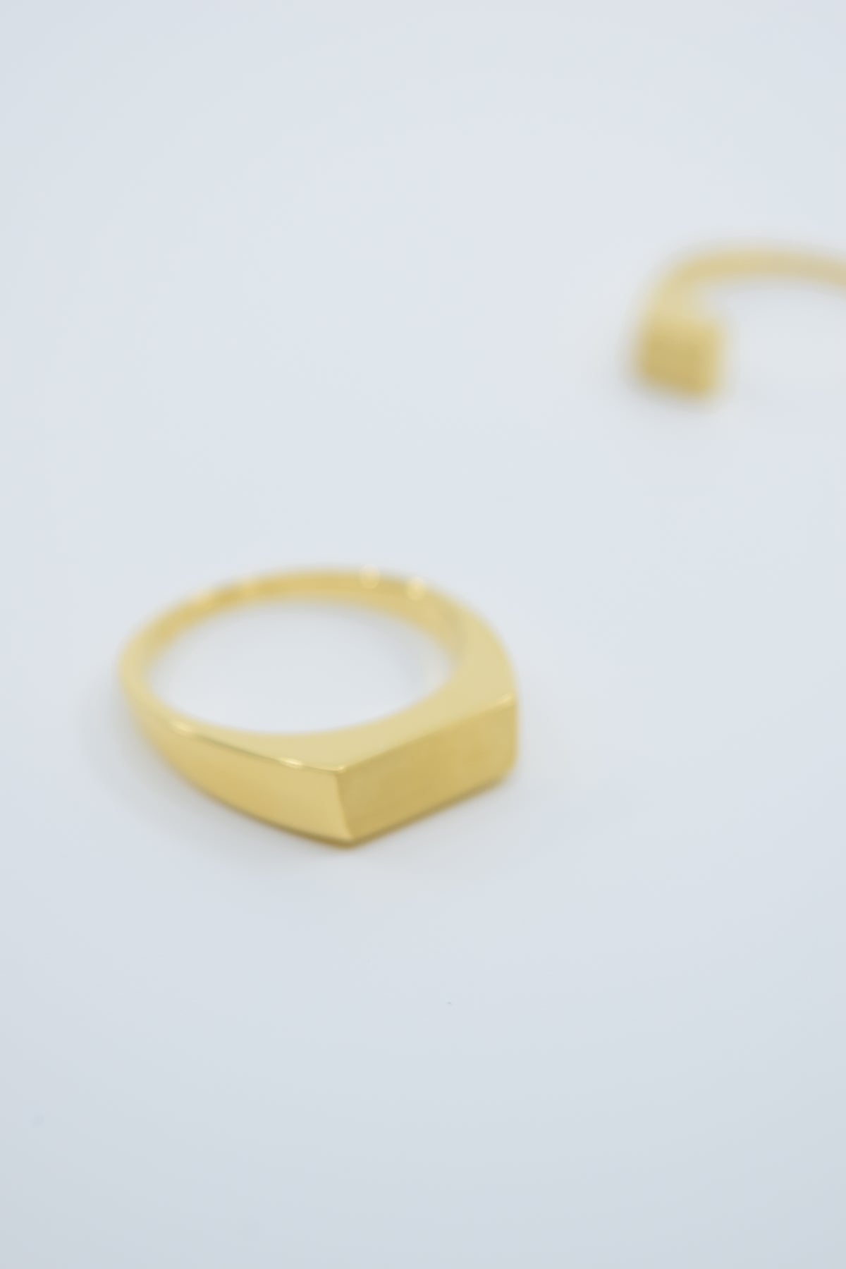 18K Gold Intent Loss Signet Ring 50/100 - JP Size #9-15