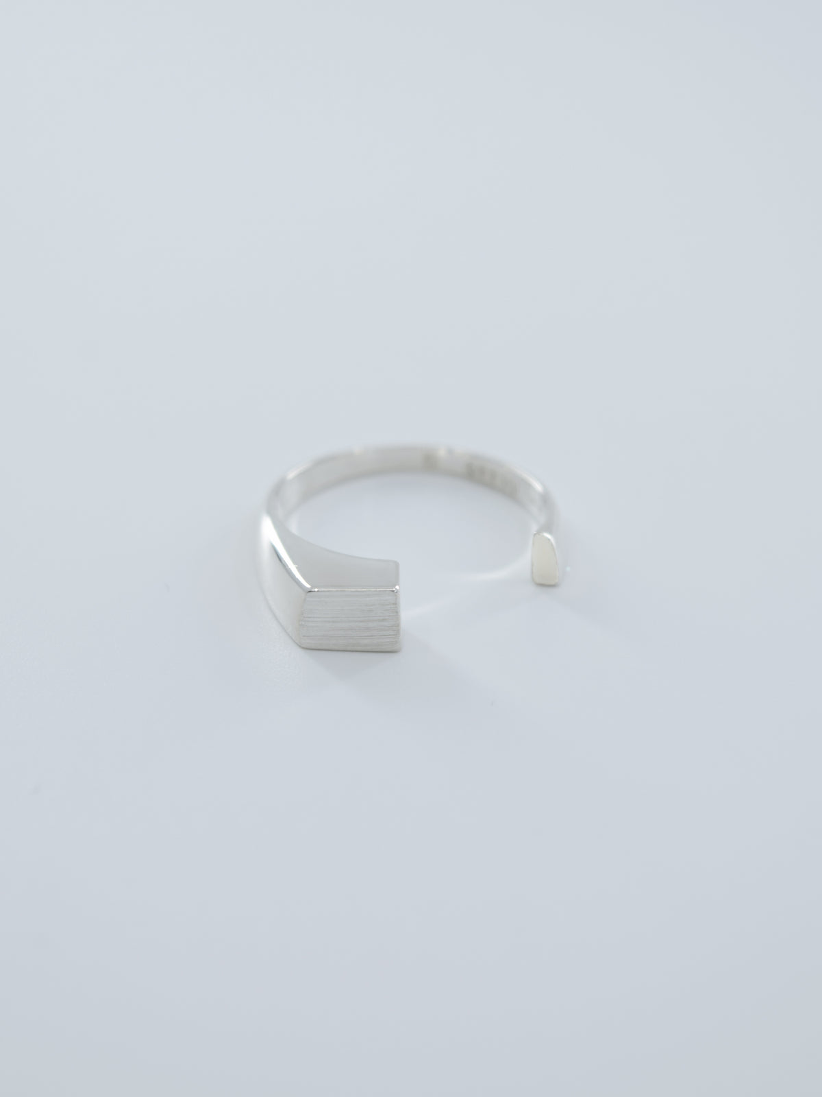 SILVER Intent Loss Signet Ring 25/100 - JP Size #9-15