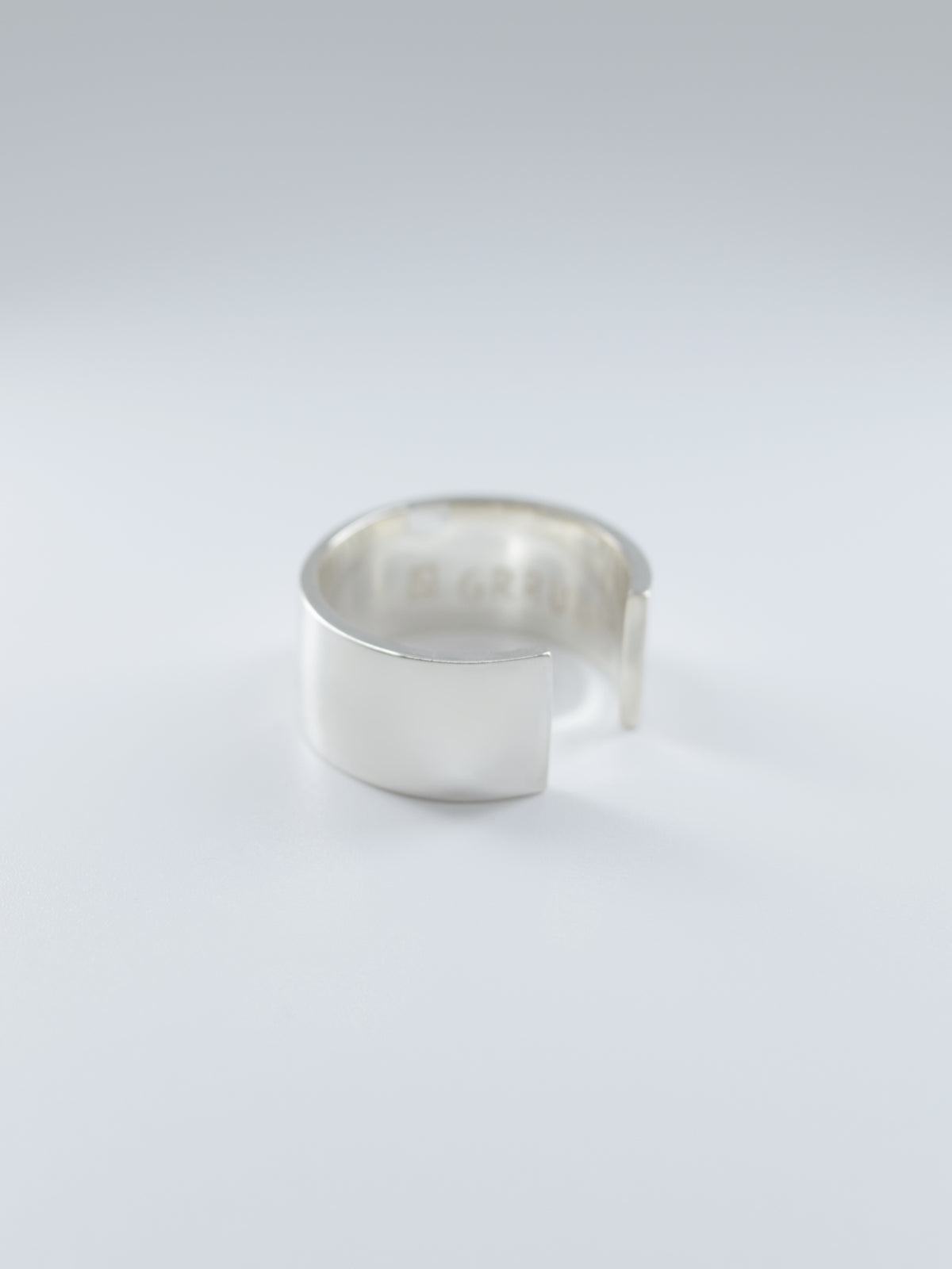 Intent Loss Flat Wide Ring (silver)  #5–#8（US）