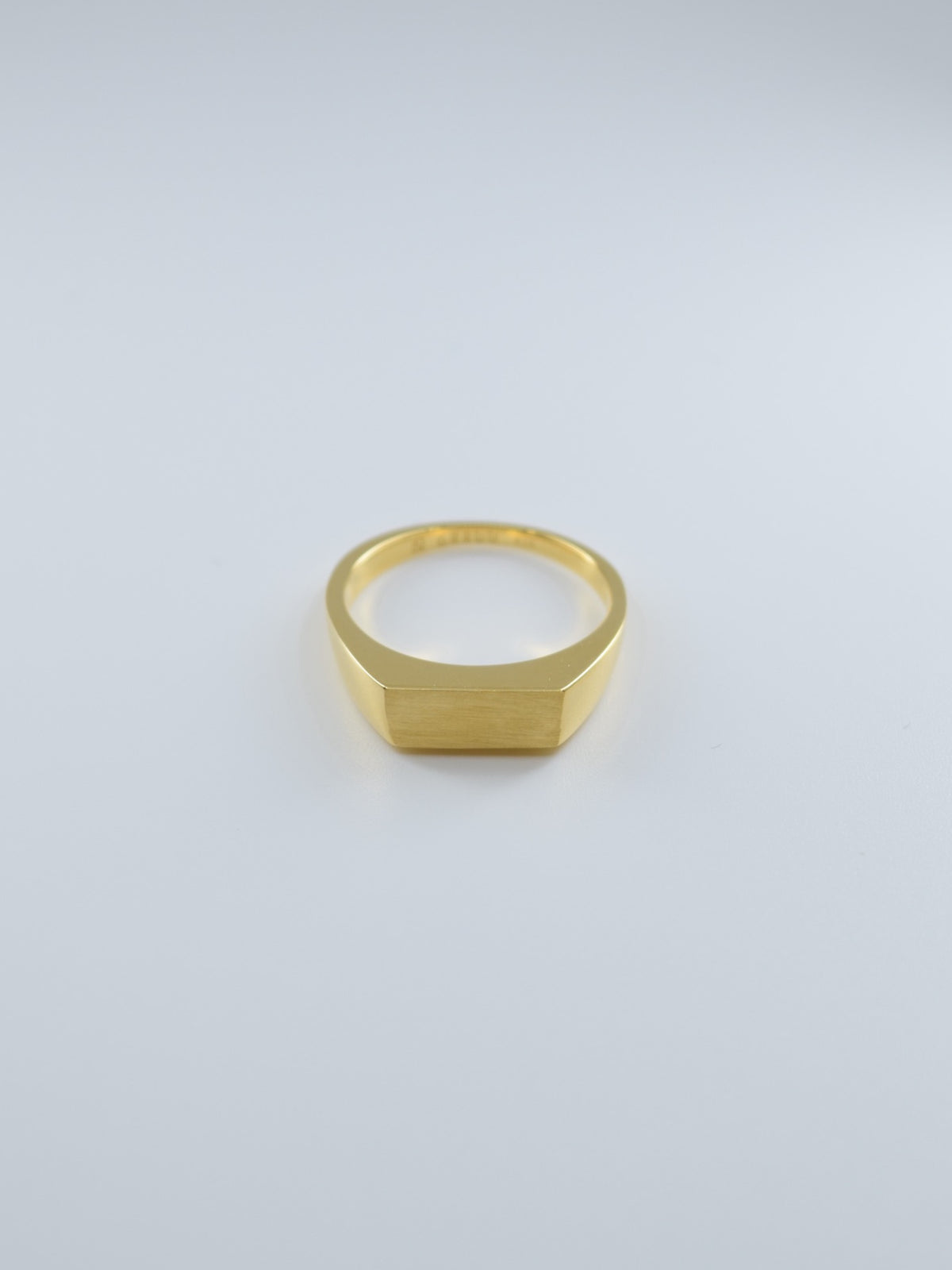 18K Gold Intent Loss Signet Ring 50/100 - JP Size #9-15