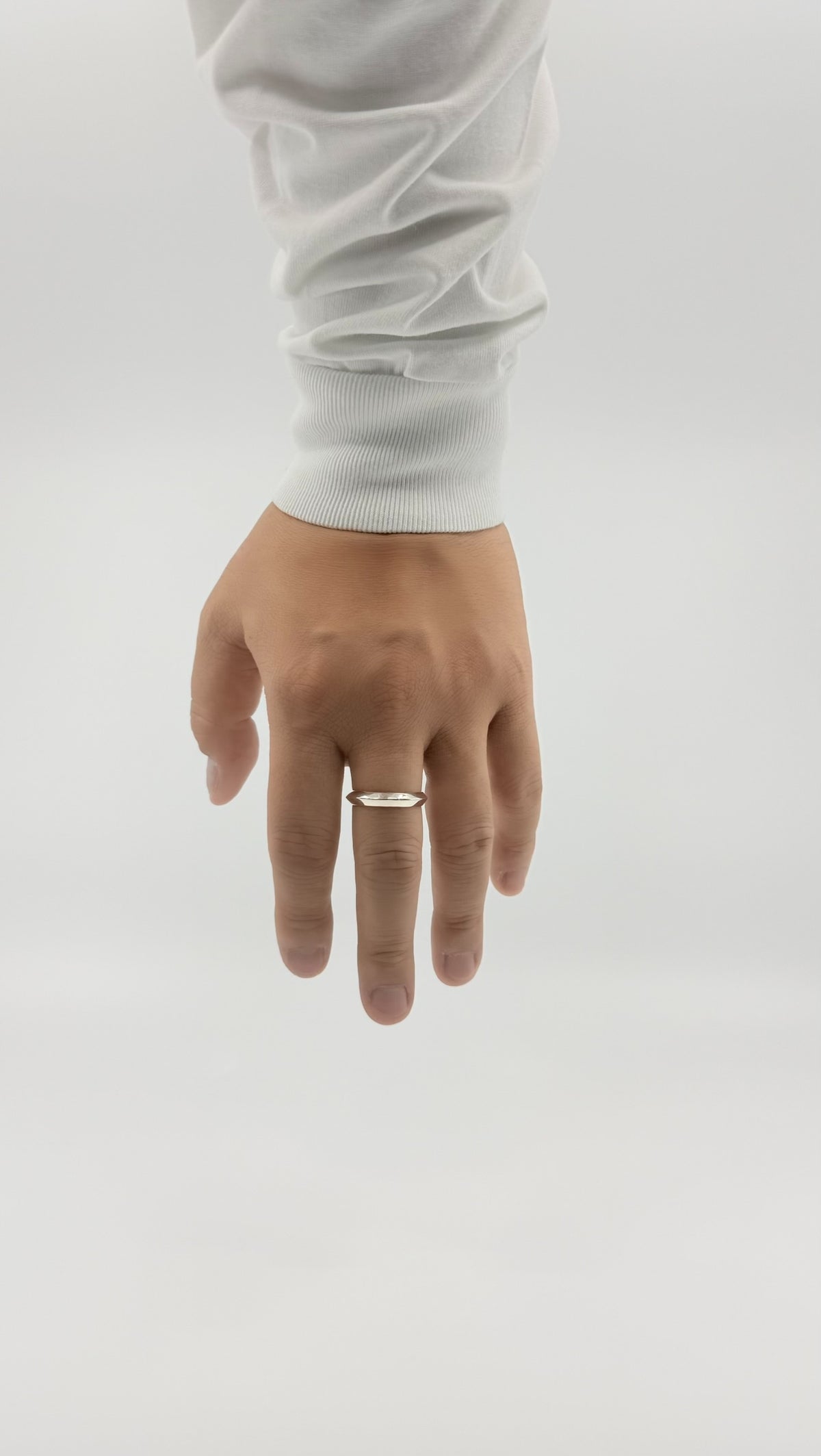 SILVER Intent Loss Edge Ring - JP Size #21-25
